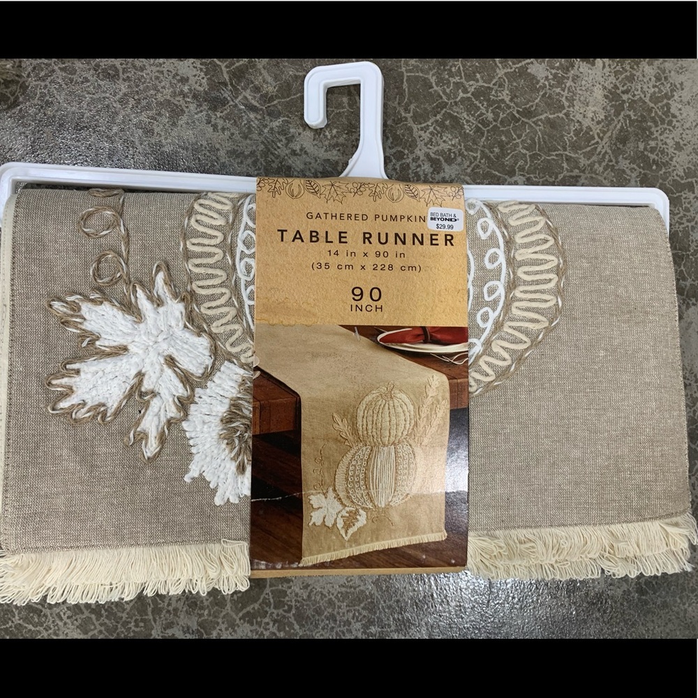 Pumpkin table runner - Picture 3 of 7